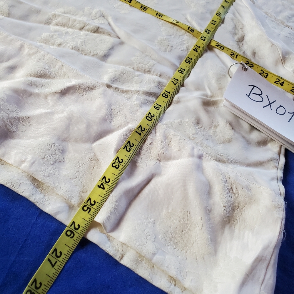 Zara Cream Jacquard Toggle Pullover Tunic Size XL.       (SML001) - Picture 11 of 12